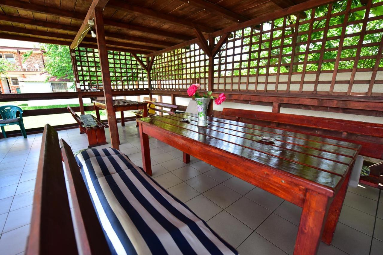 Vila Maya Vama Veche Luaran gambar