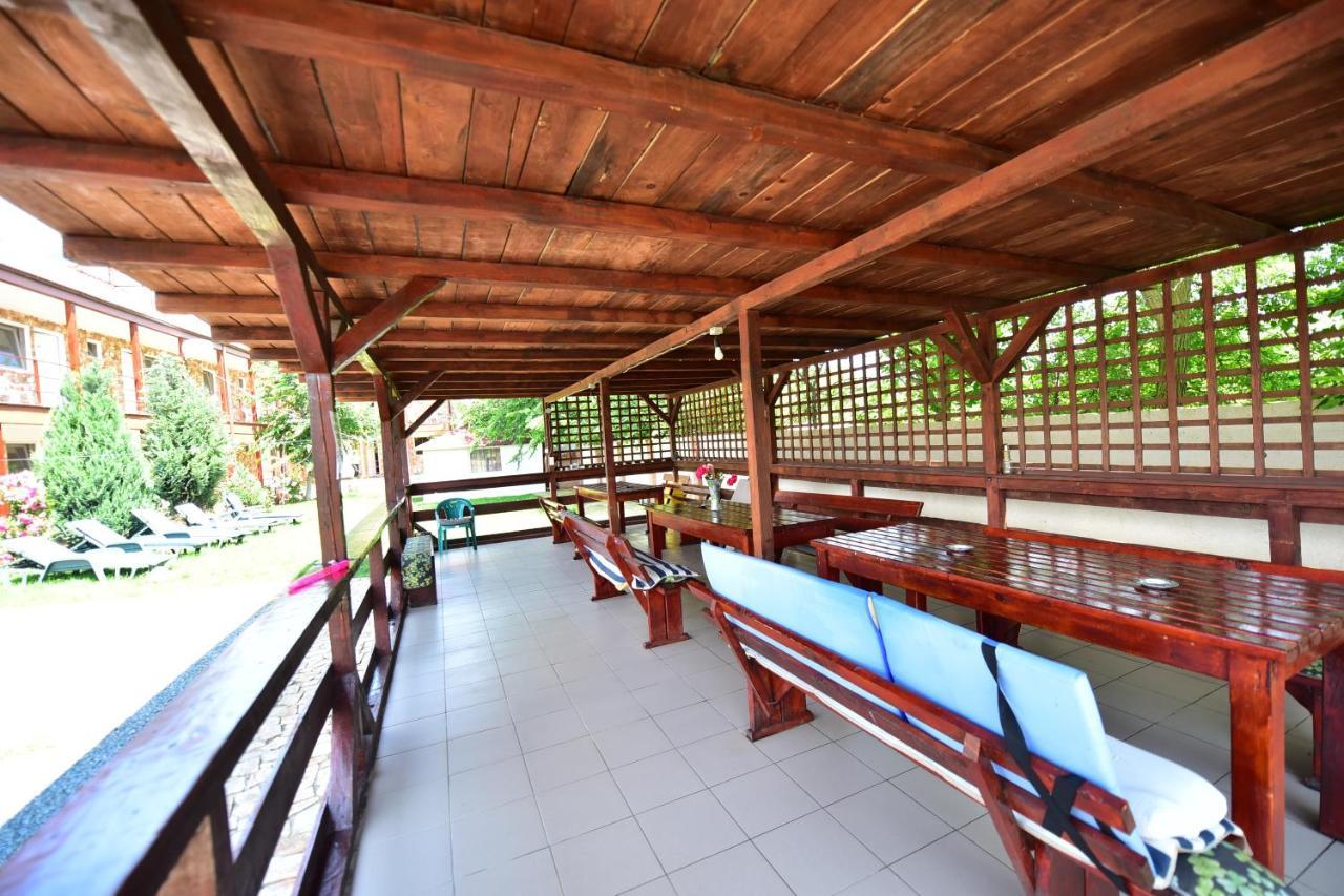 Vila Maya Vama Veche Luaran gambar